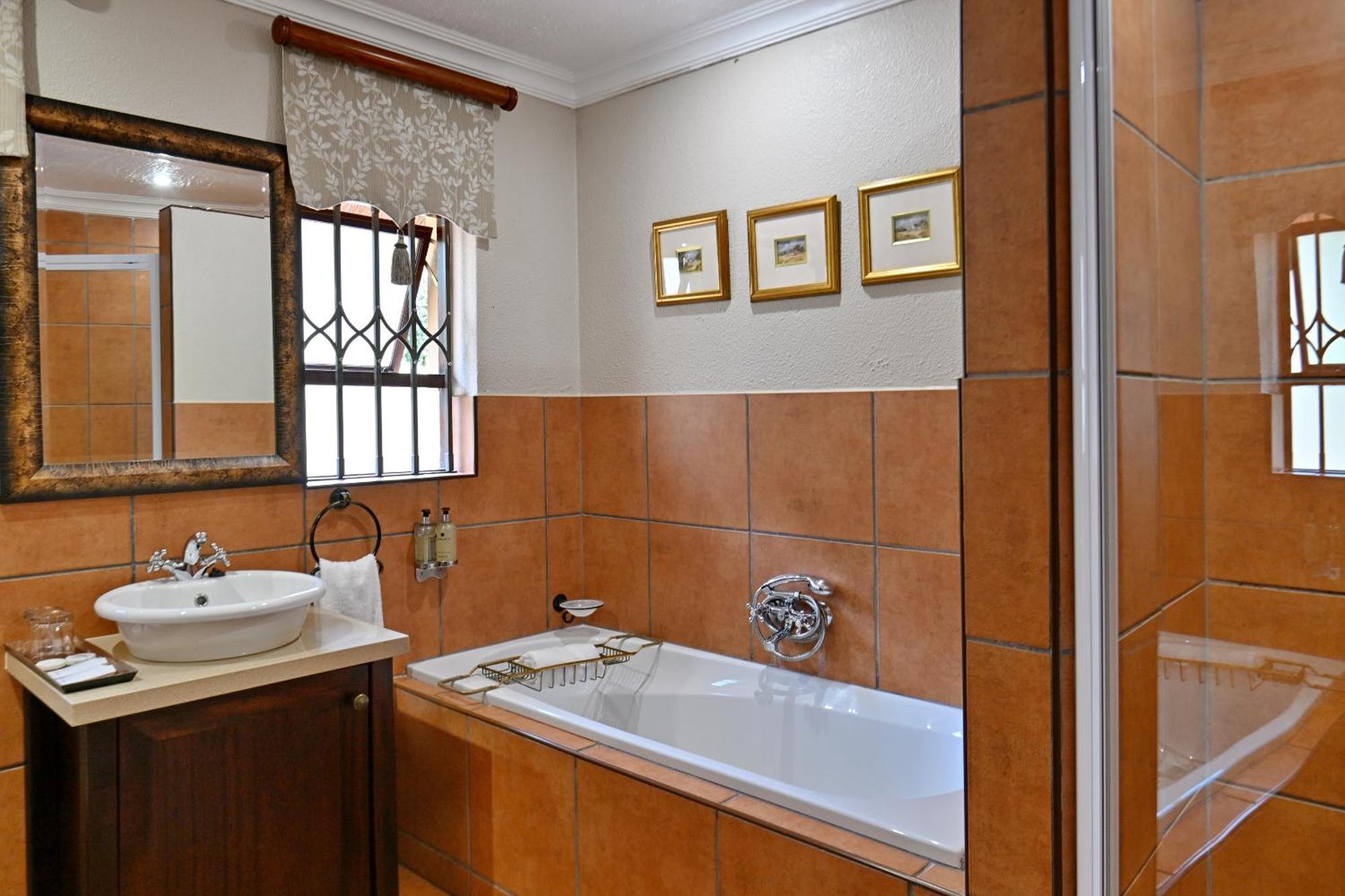 Black Eagle Hotel & Spa Roodepoort Phòng bức ảnh